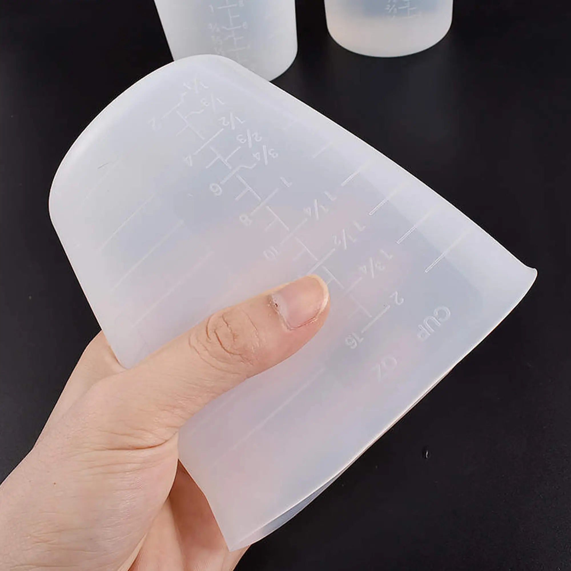Silicone jug 500ml to 1 liter for stirring